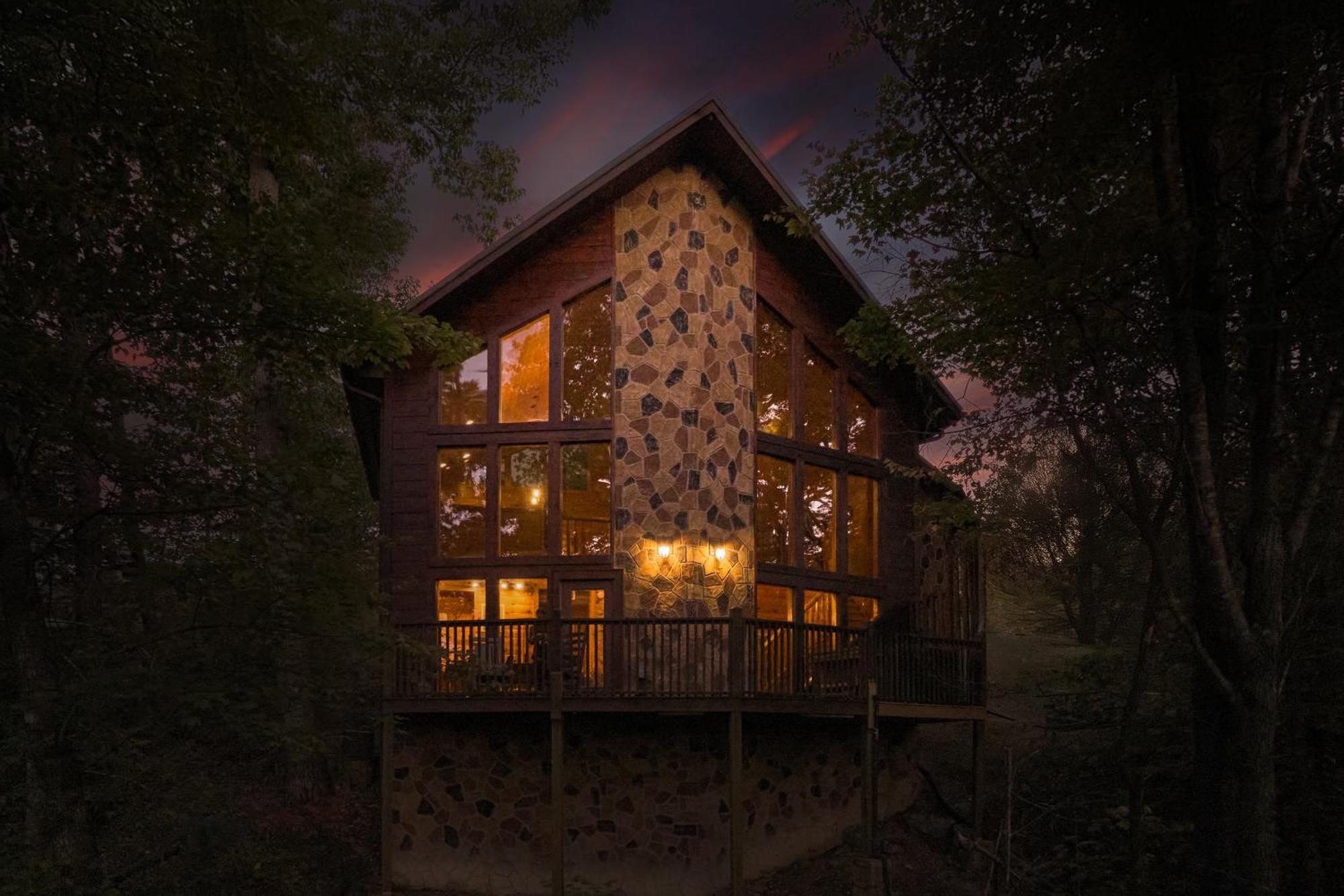 Spur Of The Moment Holiday Home Gatlinburg Exterior photo